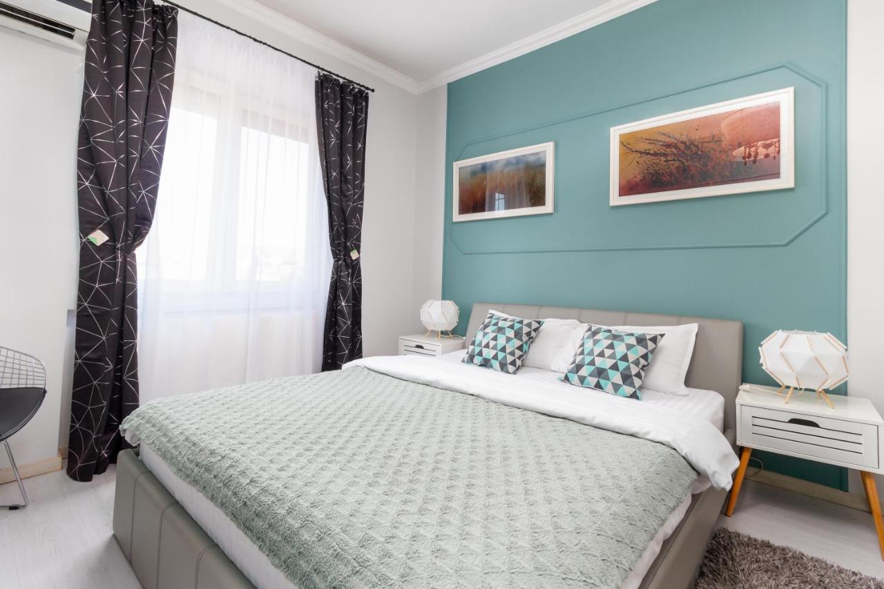 Moonlight Central Apartments Орадя Экстерьер фото